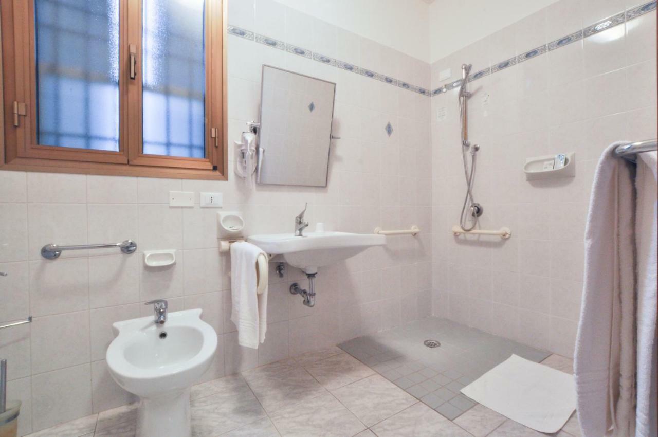 Hotel Villa Azzurra Bologna Ngoại thất bức ảnh