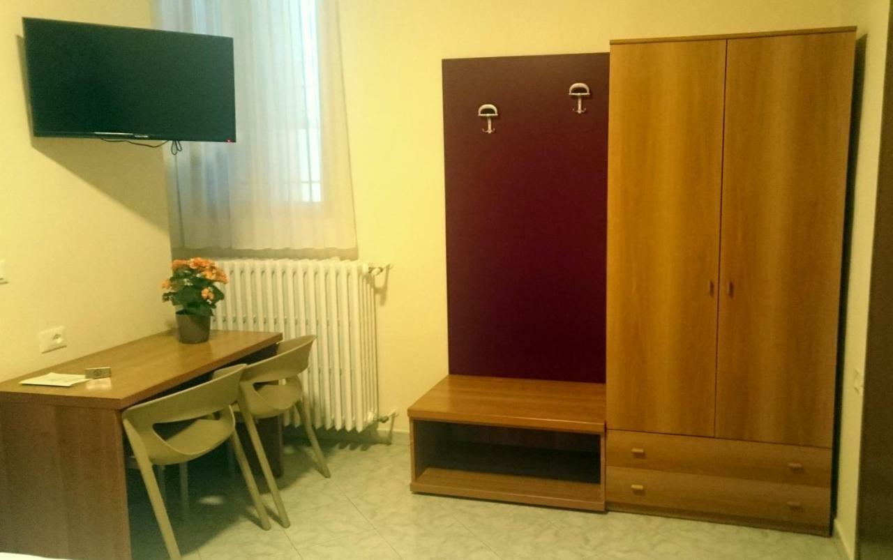 Hotel Villa Azzurra Bologna Ngoại thất bức ảnh