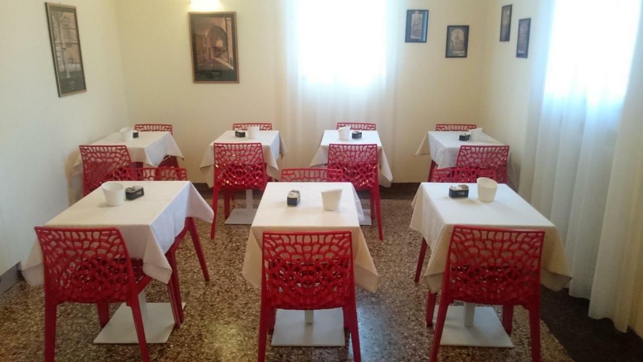 Hotel Villa Azzurra Bologna Ngoại thất bức ảnh